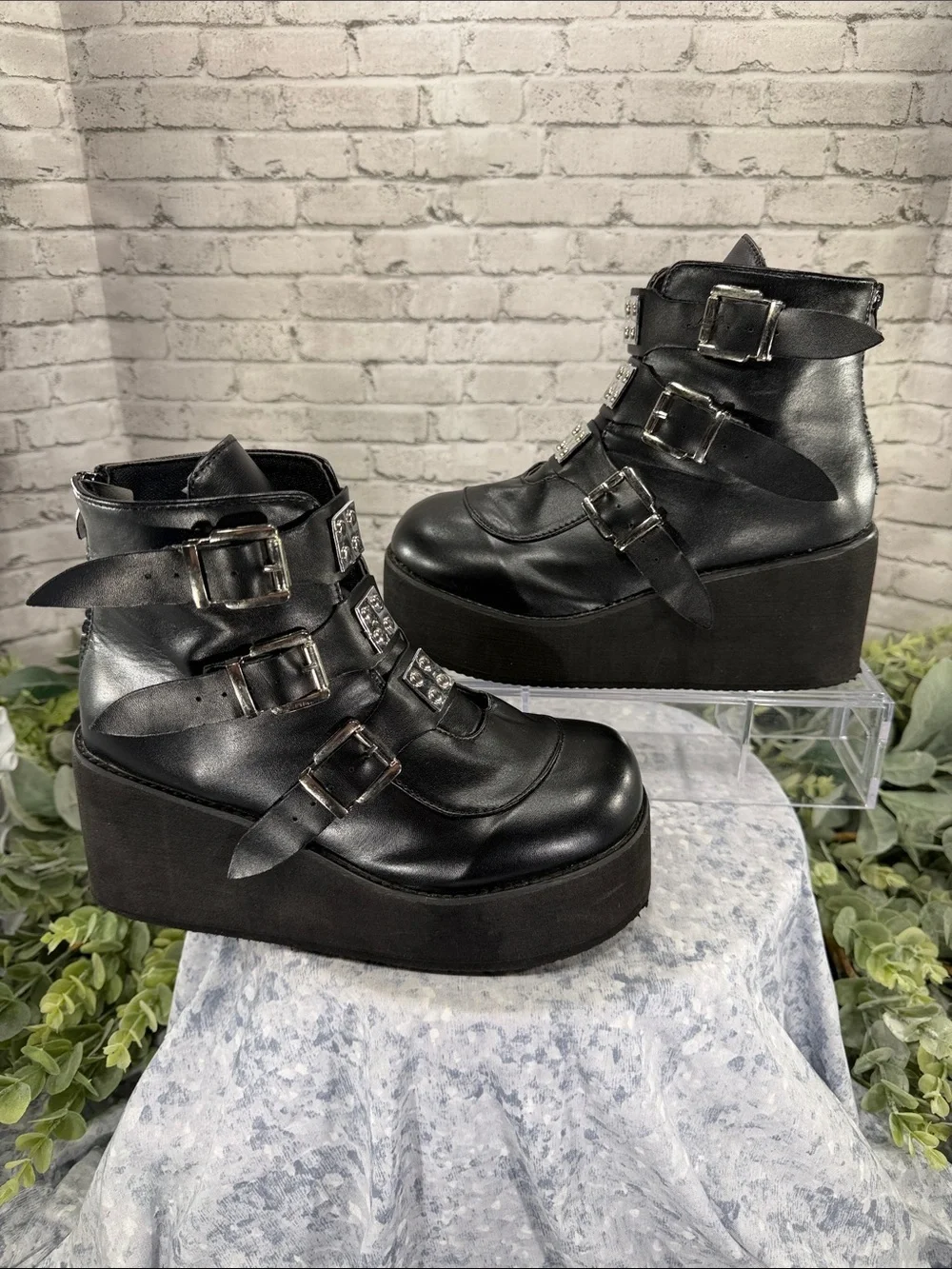 SHEIN black bump